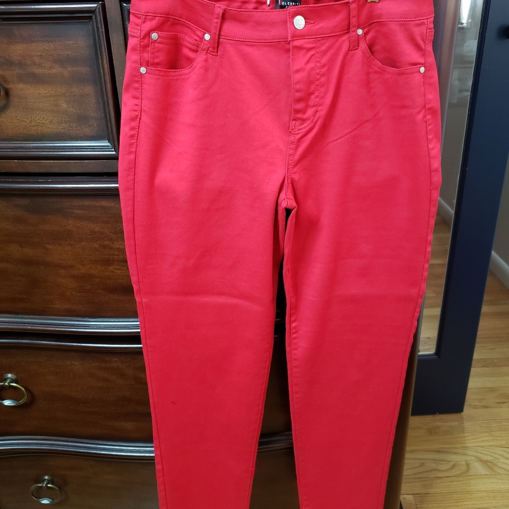 Celebrity Pink, size large, red.